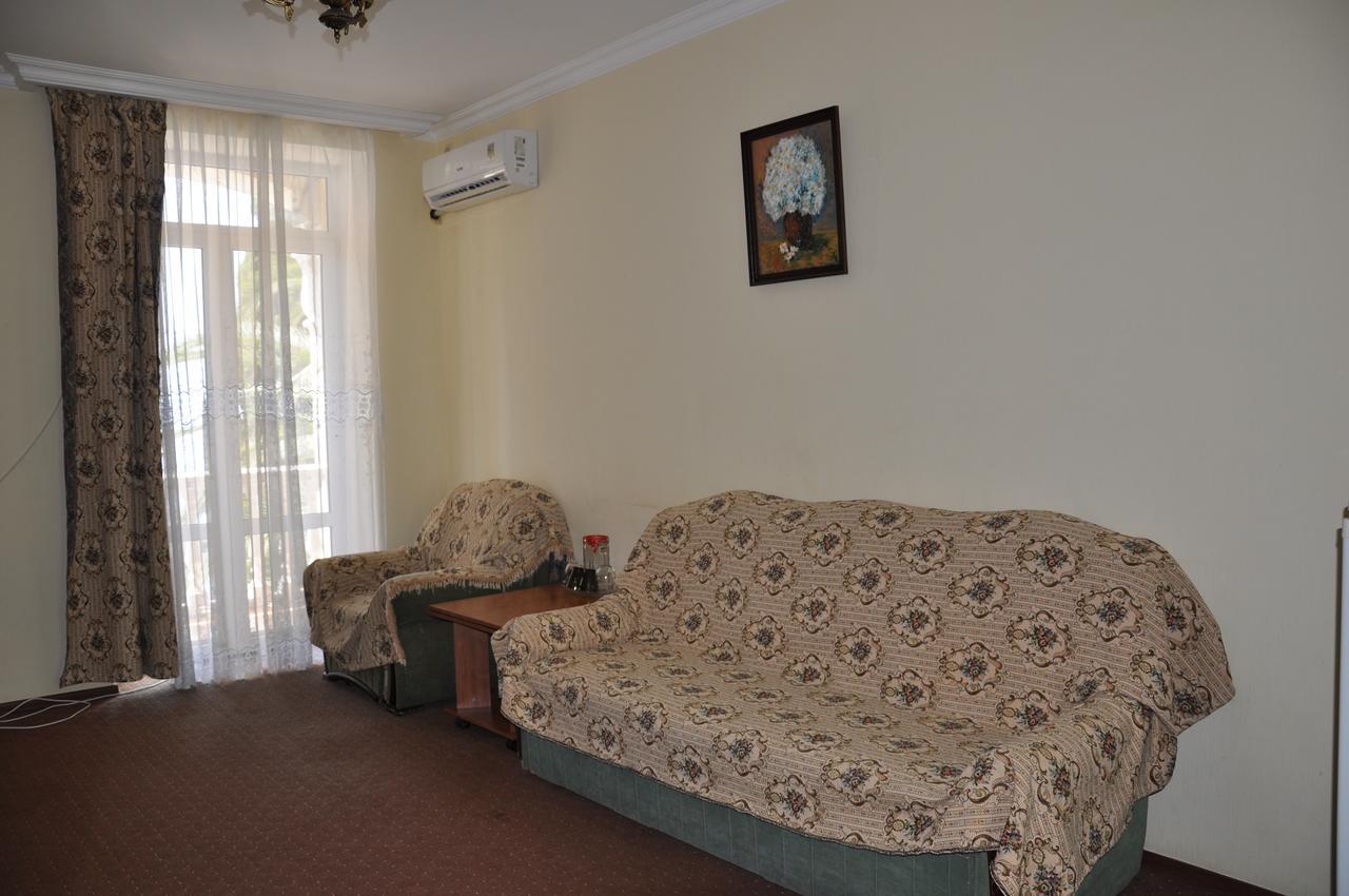 Гагрипш Курортный Комплекс Gagra Exterior foto