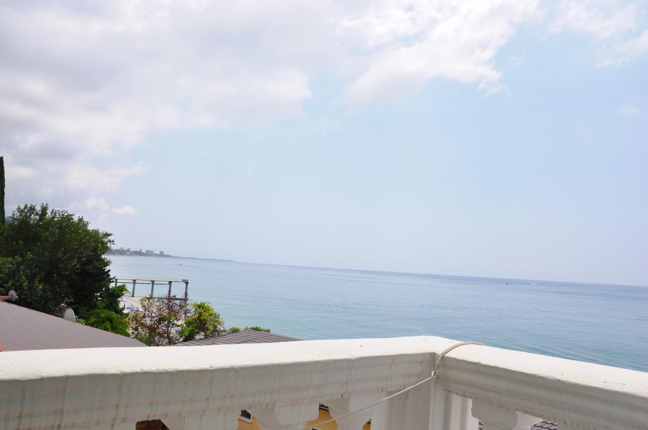 Гагрипш Курортный Комплекс Gagra Exterior foto